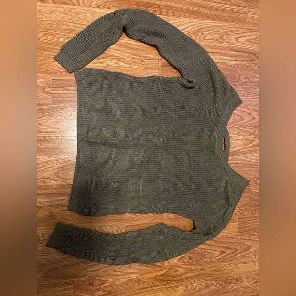 Greenish brown sweater with back out - Picture 2 of 2